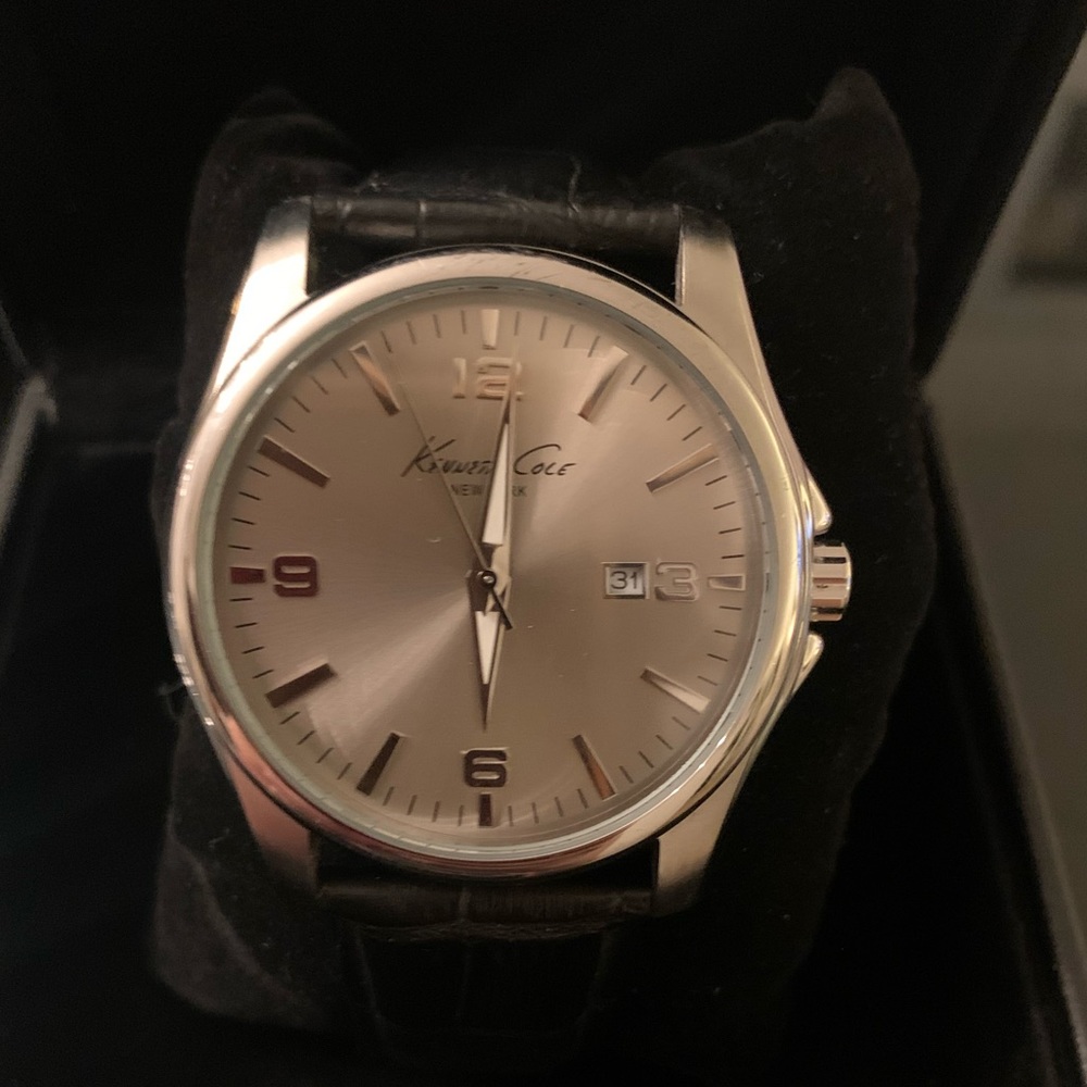 Kenneth Cole Mens watch